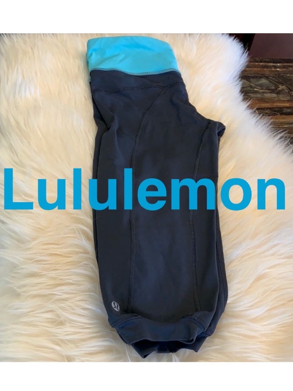 SALE!! Lululemon run crop jogger flattering butt
